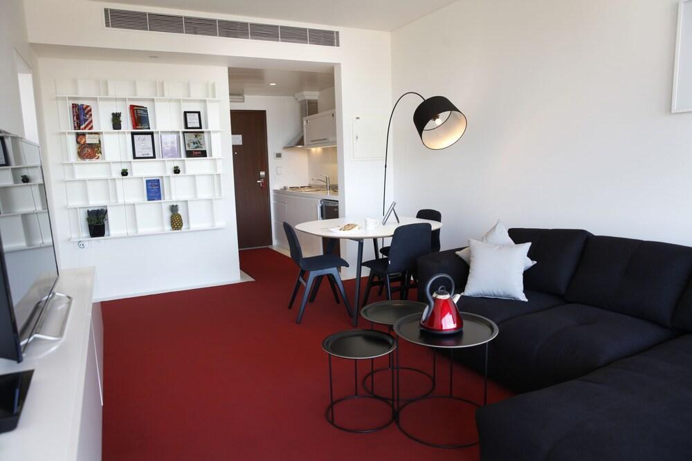 1866 Court & Suites Hotel Beirut Eksteriør bilde