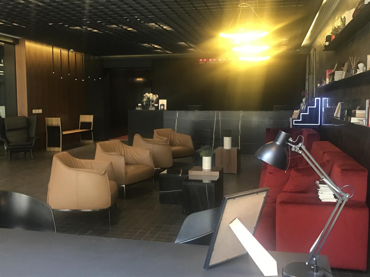 1866 Court & Suites Hotel Beirut Eksteriør bilde