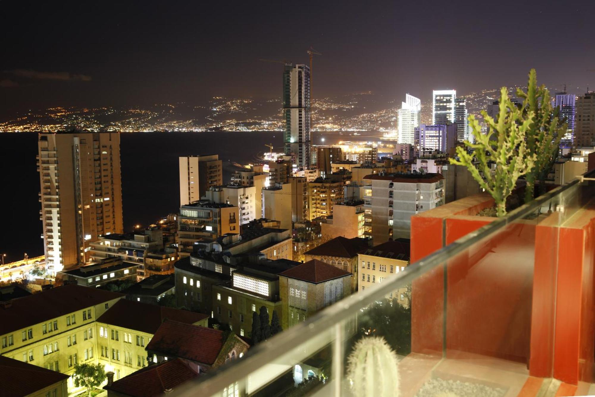 1866 Court & Suites Hotel Beirut Rom bilde